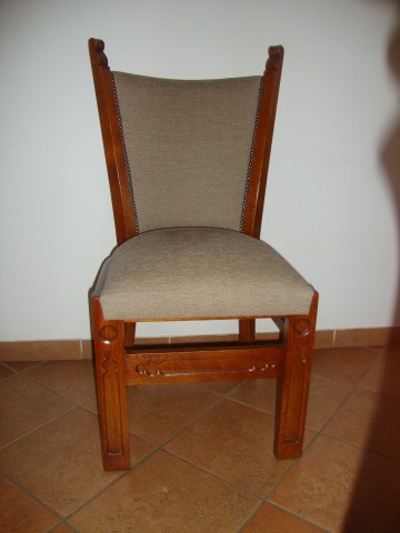 Támlás szék